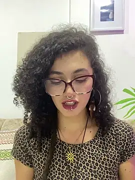 CurlyMeryJane