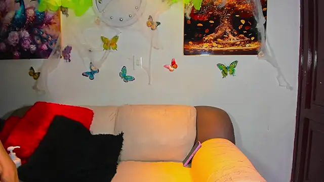 18slimgirl_