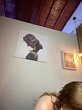 chloe_latin__