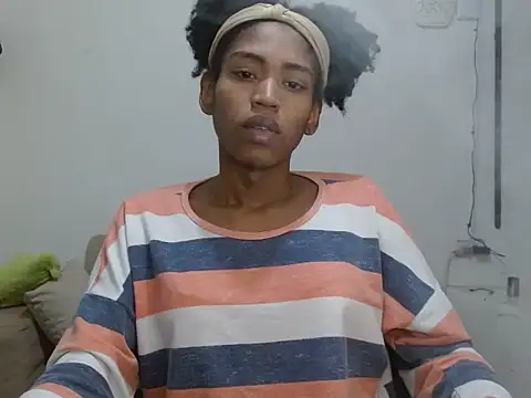 angelamariebandary webcam