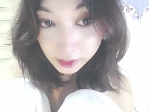 Emerald_cute webcam