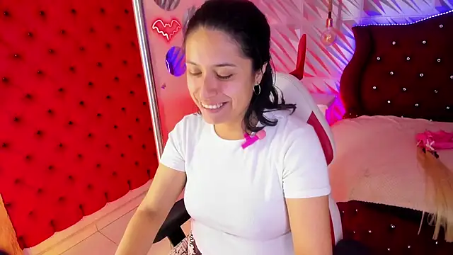 Roxanne_Han live cam preview