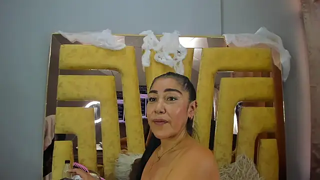 VikyThomsonn