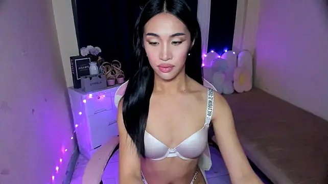 Elara_Vane