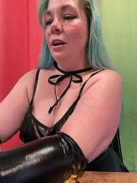 KawaiiKiki_247 live cam on StripChat
