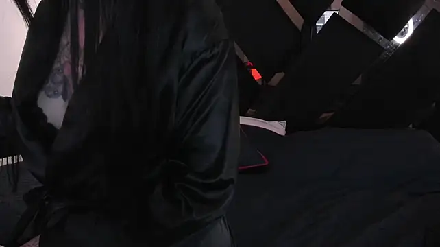 SusanVilla live cam on StripChat