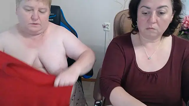 Lindy-Jeanie live cam preview