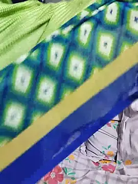Raashi_Kannada_Telugu