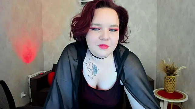 IvoryeFlame live cam preview