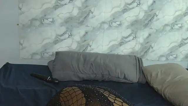 HornyBlackSlut live cam on StripChat