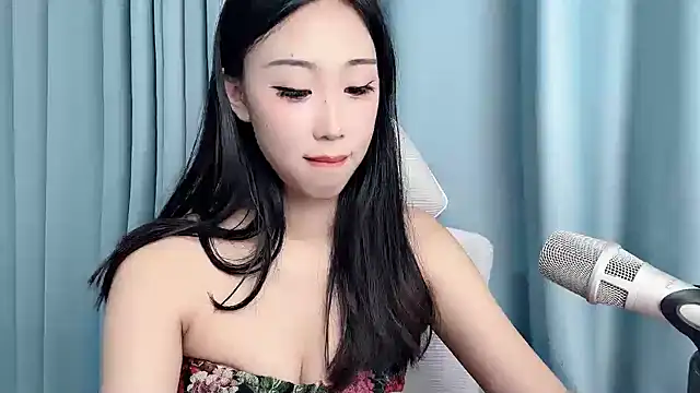 diudiu622 live cam on StripChat
