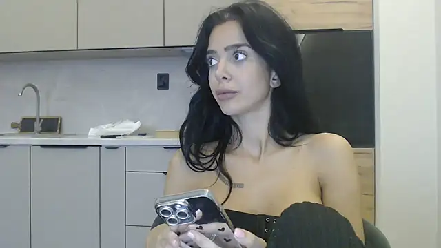 GloriyaPG@xh live cam on StripChat