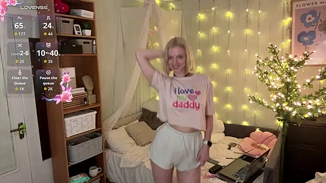 StasyBloom live cam on StripChat