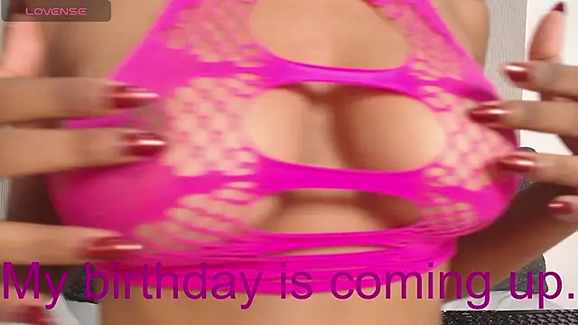 queen_adhara