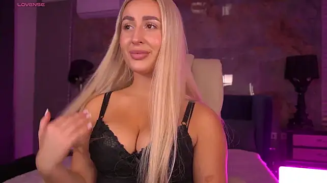 LiaBrazzerr