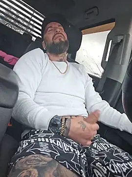 Beardedtattood live sex cam