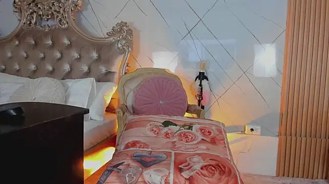 SaraDreamsss live cam preview