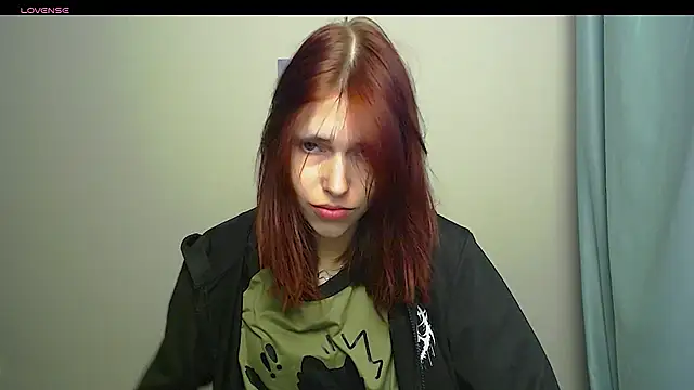 GuessMe___ live cam preview