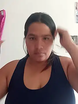 LA-MORENA24
