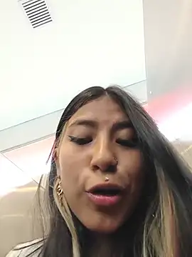 CAATIISQUIIRT0 live cam preview
