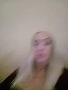 Julia20X live cam on StripChat