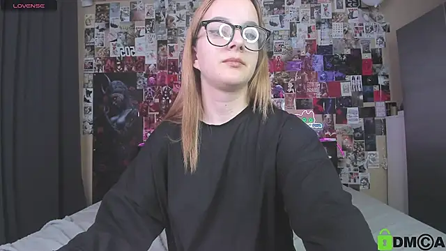 Min1Kara live cam on StripChat