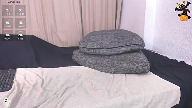 max_ed live cam on StripChat