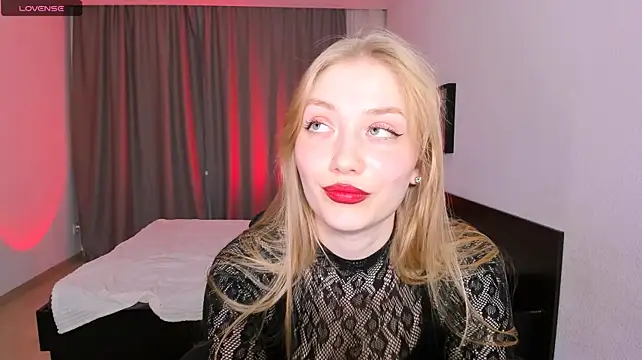 DakotaMabs live cam on StripChat
