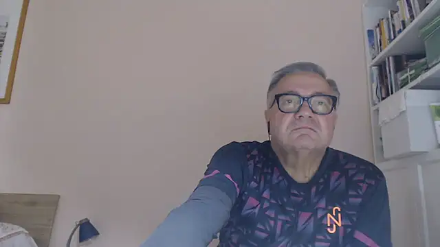 YOU6me live cam on StripChat