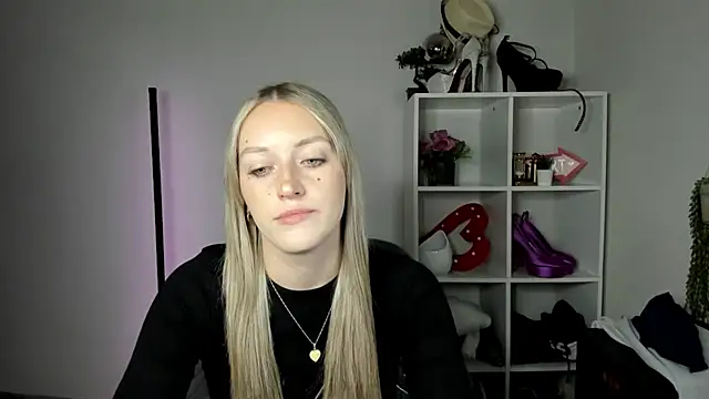 EvelynBlond