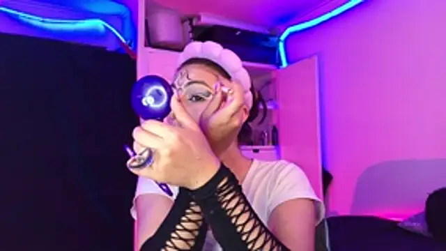 moon_winy live cam on StripChat