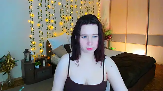 MooonlightSky live cam on StripChat