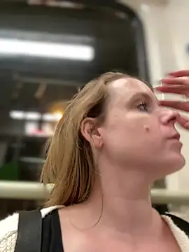SexyMilf_1987
