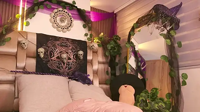 XXMILE live cam preview