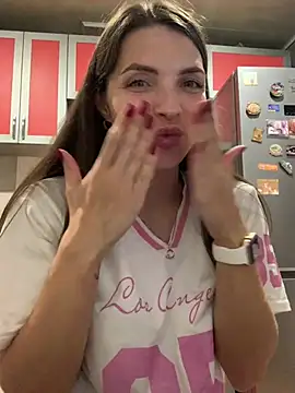 SeducingYoghourt live cam on StripChat