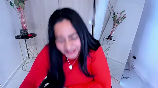 Adele_Sweett live cam on StripChat