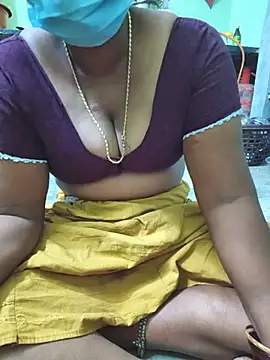 Tamilselviroja- live cam on StripChat