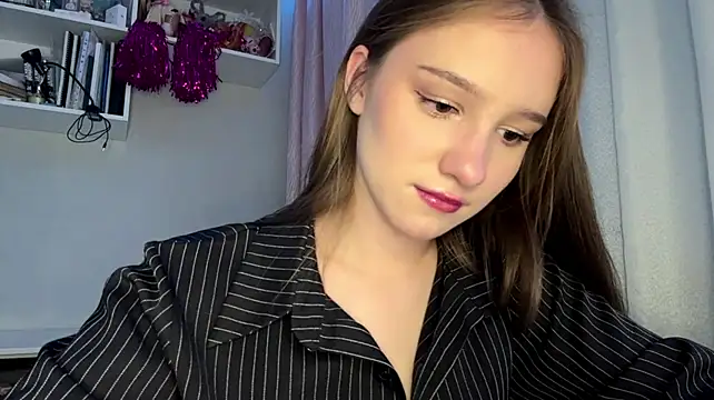 DonetteAlaya live cam on StripChat