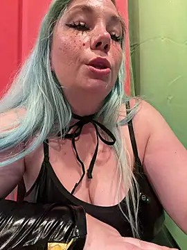 kawaiikiki_247 (F milf) - squirt in bathroom waiter touches tits