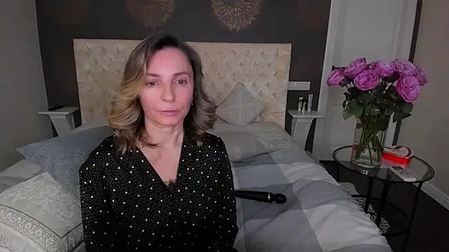 AllisonWilliams live cam on StripChat