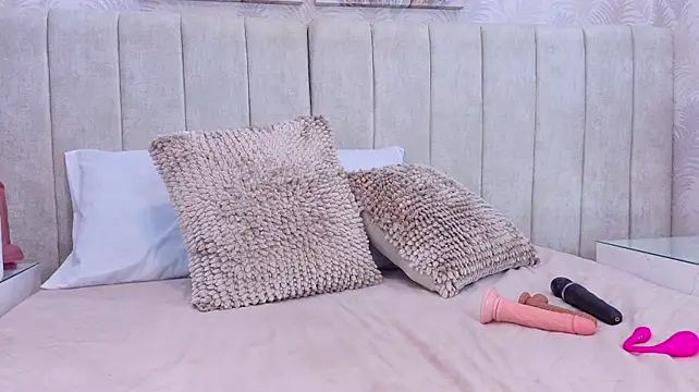 CamiiLove_ live cam on StripChat