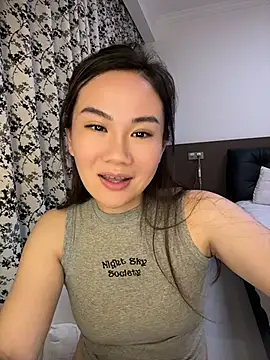 upskirt cam Yioyio-666