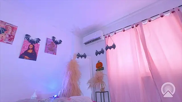 AMAIAA_LOVE live cam preview
