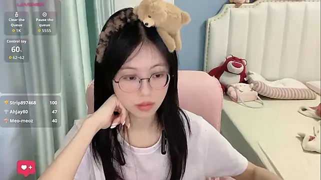 Luna-666 live cam preview