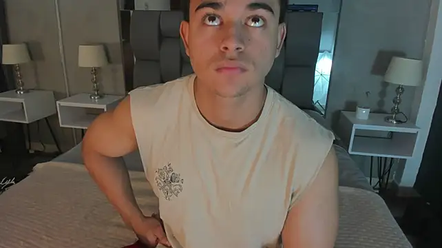 Charlie Musk（Charlie___Musk）