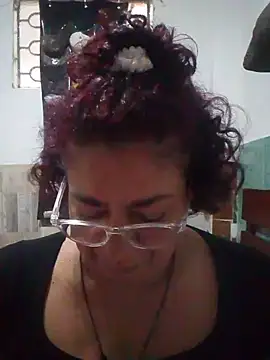 Pupi-Lanegra live cam on StripChat