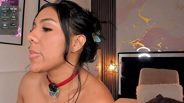 Show de webcam en vivo con kristakinnky - Juguetes Lovense interactivos disponibles
