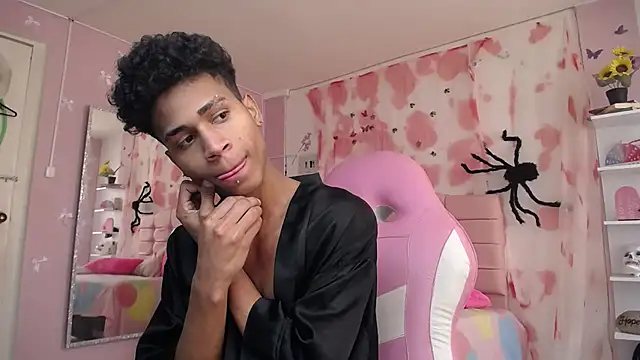 Santy_bigcock_01