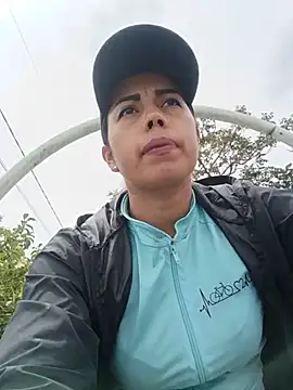 _andrea30