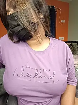 Hot_Urvi